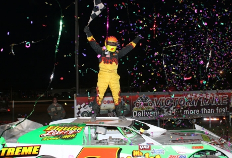 Hanson celebrates his victory. (Ken Johnson)