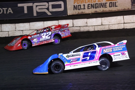 Nick Hoffman (9) underneath Bobby Pierce (32) at Fairbury. (Josh James)