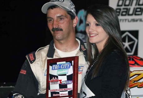 Rob Blair earned $2,000 for the victory. (Todd Battin)