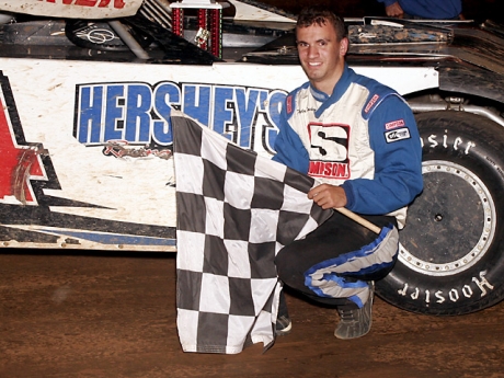 Tyler Hershey ruled SSP's final Late Model race of 2007. (Lap1Photo.com)