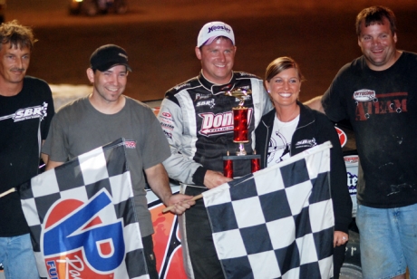 Shannon Babb's team celebrates at Shepp's Speedway.(DirtonDirt.com)