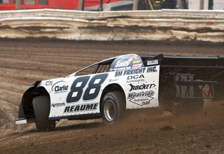 Andrew Reaume tunes up Saturday at South Buxton. (apexonephoto.com)