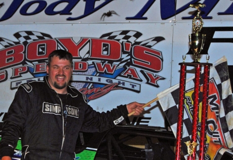 Randy Weaver visits victory lane. (Connie Putnam)