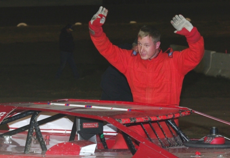 Scott Lewis celebrates. (Phil Pietrowski)