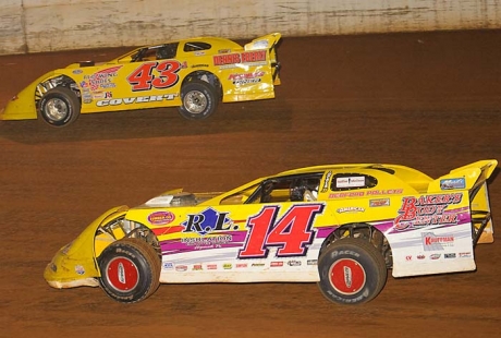 Winner Jack Pencil (14) duels Jason Covert (43a). (wrtspeedwerx.com)