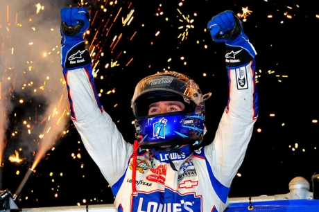 Jimmie Johnson celebrates at Eldora. (thesportswire.net)