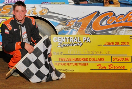 Mike Pegher Jr. visits victory lane. (Joe Nowak)