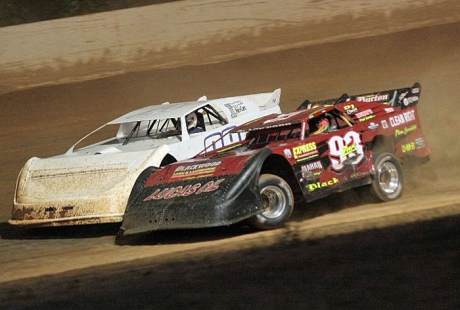 Zak Blackwood (93) battles at Ponderosa. (Derek Strader)