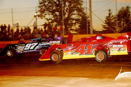 Greg Walters (97) leads Jason Wines (41) en route to victory at Sunset Speedway. (Steve Reeck)