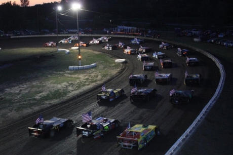 The four-wide parade lap at Caney Valley. (Matt Weintz)