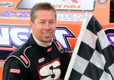 Rick Eckert in victory lane at Hagerstown. (wrtwebdesigns.com)