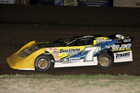 Joey Pederson heads for his fifth career NLRA victory. (cbracephotos.com)