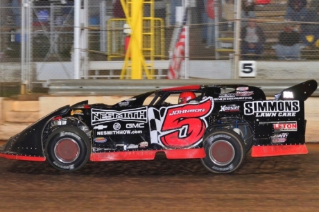 Ronnie Johnson heads for victory at Boyd's. (photobyconnie.com)