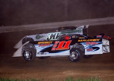 Rob Blair (11) challenged on the last lap. (DirtonDirt.com)