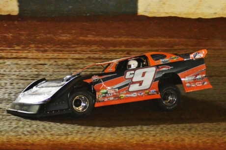 Steve Casebolt heads to victory at Green Valley. (photobyconnie.com)