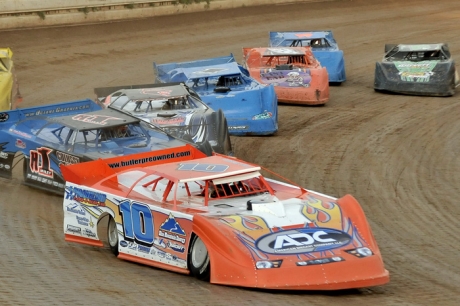 Alex Ferree leads a heat race at PPMS. (Frank Wilson)