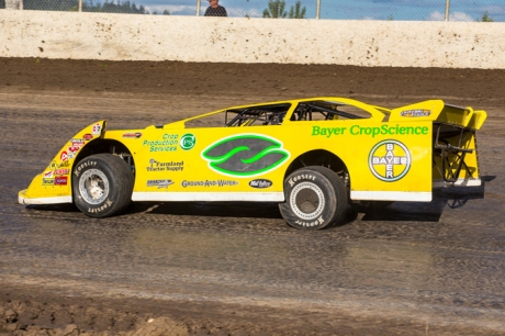 Trevor Glaser is rolling this season at Willamette Speedway. (raceimages.net)