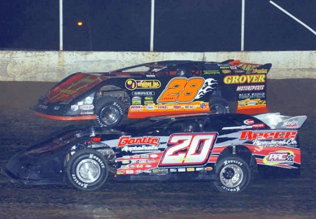 Jimmy Owens (20) topped Eddie Carrier Jr. (28). (rickschwalliephotos.com)