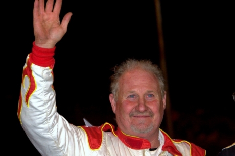 Rod Conley waves to the Florence crowd. (sraracingphotos.com)