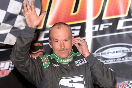 Tim Fuller won $3,000 at Tucson. (photofinishphotos.com)