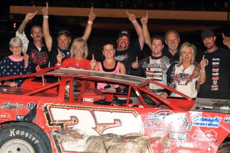 Bobby Pierce celebrates his championship. (rdwphotos.smugmug.com)