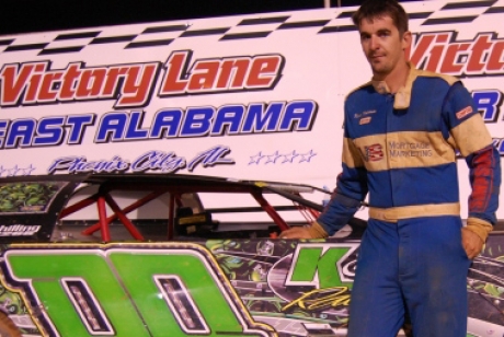 Richie Stephens visits victory lane at EAMS. (Jay Vaquer)