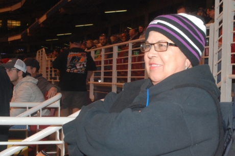 Juanita Bryant watches Gateway Nationals action. (DirtonDirt.com)