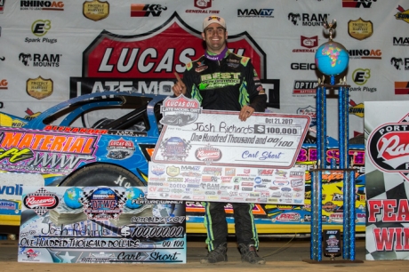 Josh Richards holds his $100,000 DTWC check. (Heath Lawson)