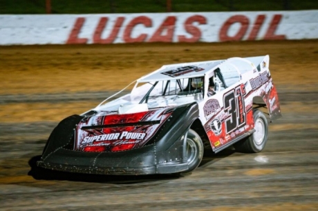 Cole Henson zips around Lucas Oil Speedway. (Kenny Shaw)