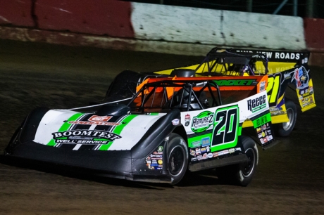 Jimmy Owens (20) repels Billy Moyer (21) at Batesville. (heathlawsonphotos.com)