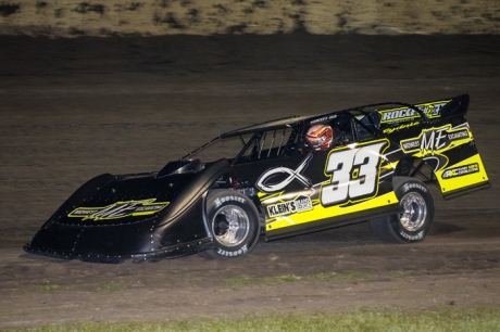 Daryn Klein in Steve Lampley's car. (stlracingphotos.com)