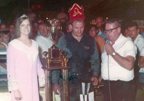 Ed Howe in victory lane at Tri-County Speedway. (Bob Markos)