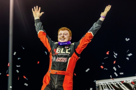 Dillon McCowan in victory lane. (heathlawsonphotos.com)