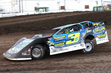 Fairbury polesitter